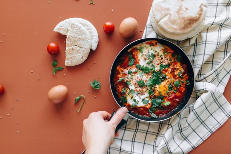 Shakshuka in a pan