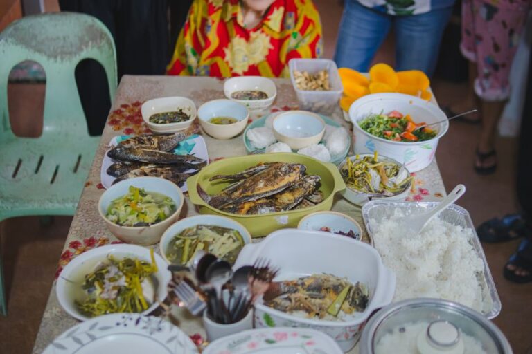 A Filipino table of shared dishes