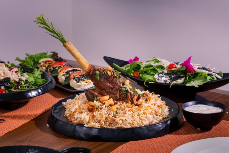 A lamb mandi platter